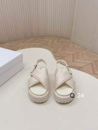 Picture of Dior Shoes _SKUDiorsz35-40RW04033311